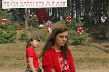 A scene of daily life in the Nashi summer camp on Lake Seliger, some 300 kilometres (~180 miles) northwest of Moscow, Tuesday, July 17, 2007. Pro-Kremlin Nashi (Ours) youth movement has assembled about 10 thousand young people from all over Russia to a summer camp where they are going to do sports and attend political and socially oriented lectures and training sessions for two weeks.